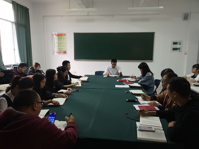 1542338477140421.jpg 艺术1_副本.jpg